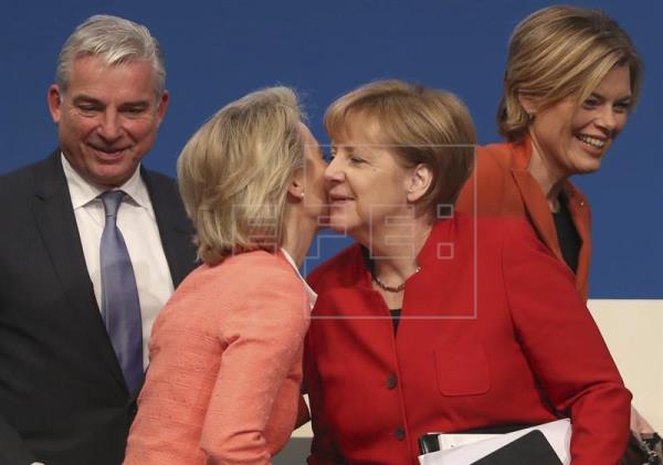 Merkel obtiene la unidad casi cerrada de los suyos, en pos del cuarto mandato